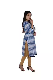 Womens Cotton Blue Straight Mandarin Neck Knee Length Kurti