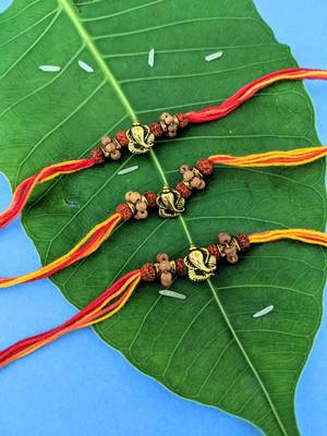 Ganesh Ji Designer Rakhi (Pack Of 3) Set For Men Gold Plated Ganpati Bappa Rudraksha Multicolor Thread Rakhi For Brother 1