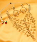 Gold pearl necklace-sets