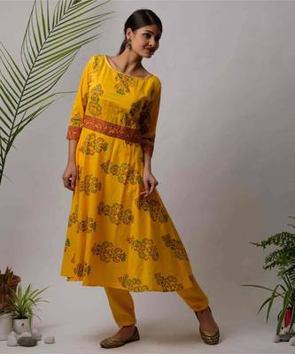 Yellow Isha cotton Kurta And Pant Set 1