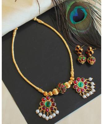Beautiful Kemp Green Designer Necklace Set 1