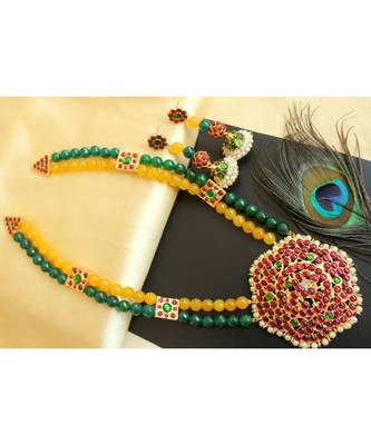 Beautiful Kemp Green Yellow Green Agates Designer Necklace Set 1
