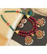 Beautiful Kemp Green Ruby Agates Designer Necklace Set