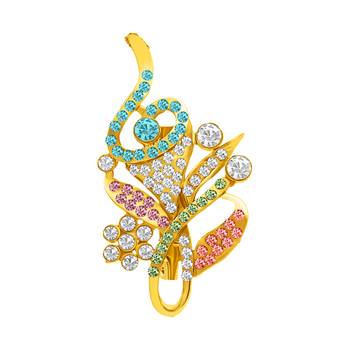 Gold brooch 1