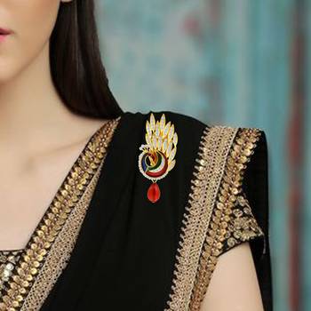 Gold brooch 2
