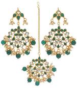 Traditional Pearl & Kundan Maang Tikka With Earring Set