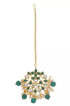 Traditional Pearl & Kundan Maang Tikka With Earring Set