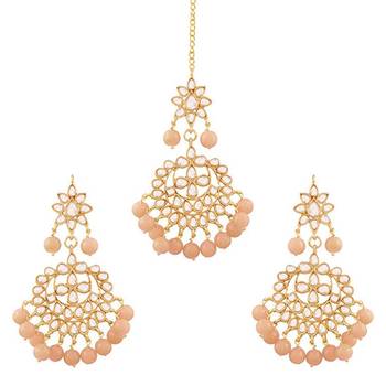 Traditional Gold Plated Pearl & Kundan Maang Tikka With Earring Set 3