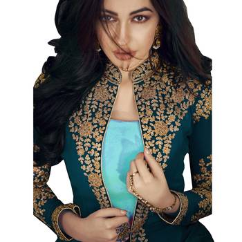 Turquoise Georgette Thread Embroidered Salwar Suit 2