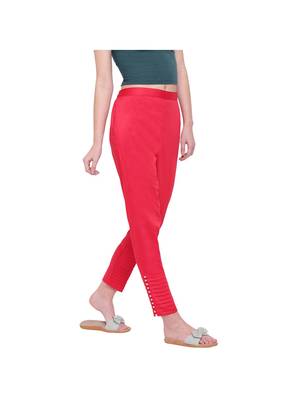 women regular fit red pintucks trouser pant 3