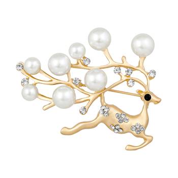 Gold brooch 1