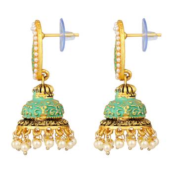 Gold earrings 2