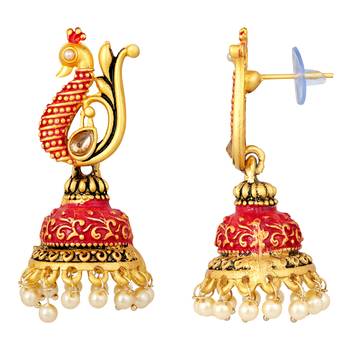 Gold earrings 3