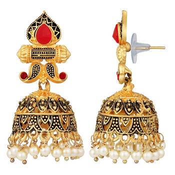 Gold earrings 3
