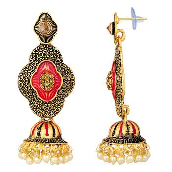 Gold earrings 3