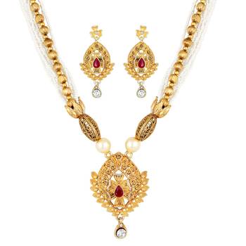Gold necklaces 1