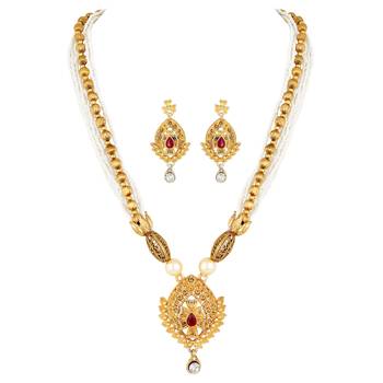 Gold necklaces 2