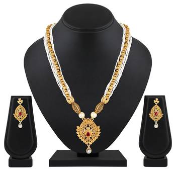 Gold necklaces 5