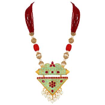Gold necklaces 4