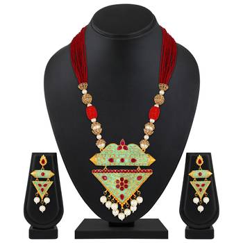 Gold necklaces 5