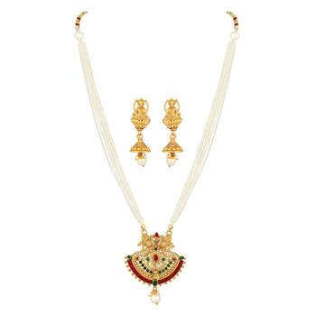 Gold necklaces 2