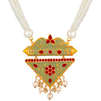 Gold necklaces 1
