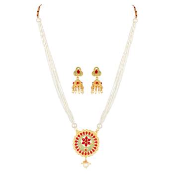 Gold necklaces 2