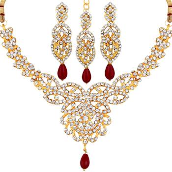 Gold necklaces 2