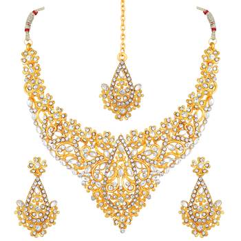 Gold necklaces 2