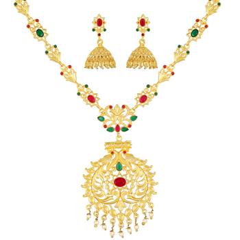 Gold necklaces 1