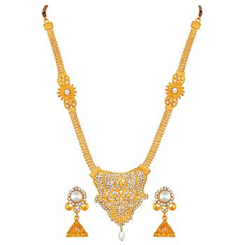 Gold necklaces 3