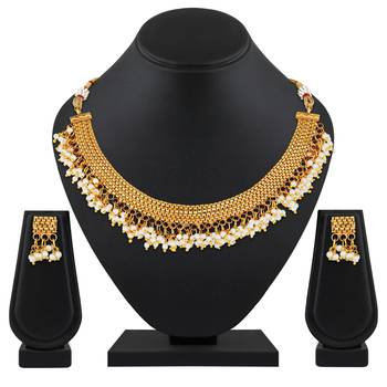 Gold necklaces 5