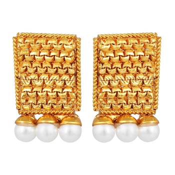 Gold necklaces 3