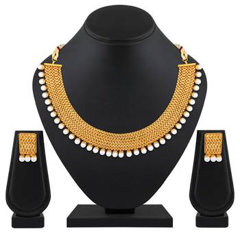 Gold necklaces 5