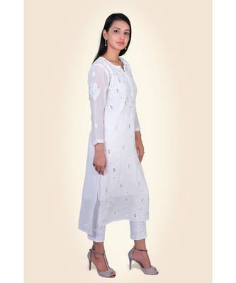 Chikankari Mukesh Ring Work White Kurti 2