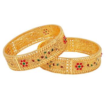 Gold bangles-and-bracelets 1