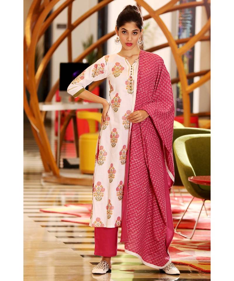 White Floral Printed Kurta With Fuchsia Palazzo & Dupatta