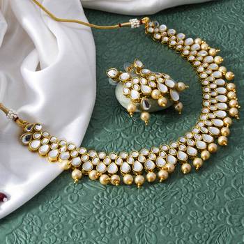 Gold necklaces 2