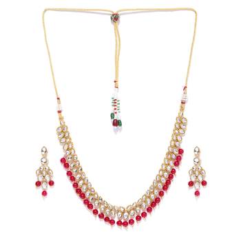 Gold necklaces 3