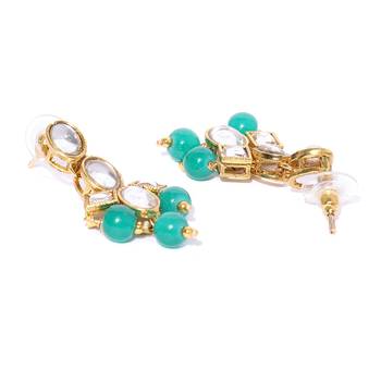 Gold necklaces 4