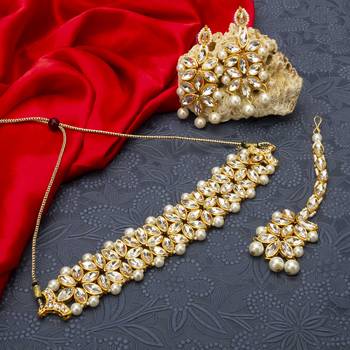 Gold necklaces 2