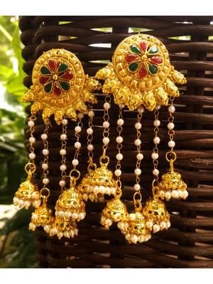 Gold earrings 2