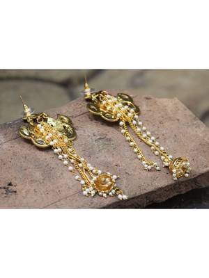 Gold earrings 2