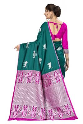 Green woven banarasi saree with blouse 3