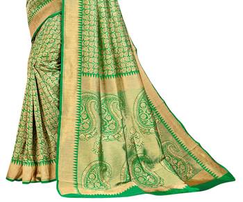 Light parrot green woven banarasi saree with blouse 3