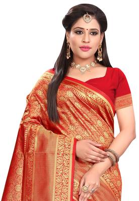 Red Woven Banarasi Saree With Blouse 2