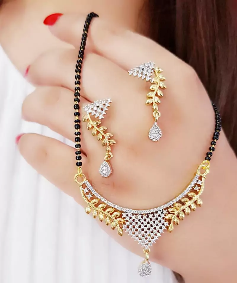 White diamond mangalsutra