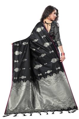 Black Woven Silk Blend Saree With Blouse 3