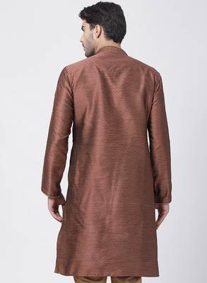 Maroon Plain Cotton Silk Men Kurtas 4