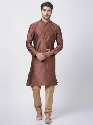 Maroon Plain Cotton Silk Men Kurtas 5